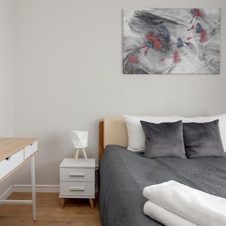 Wola Chic Silver Studio Варшава Екстер'єр фото
