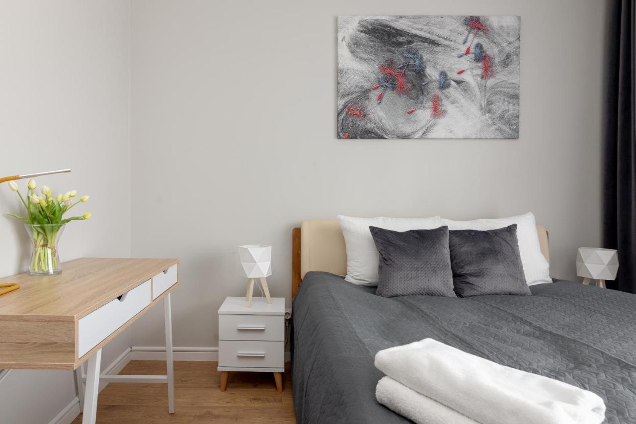 Wola Chic Silver Studio Варшава Екстер'єр фото
